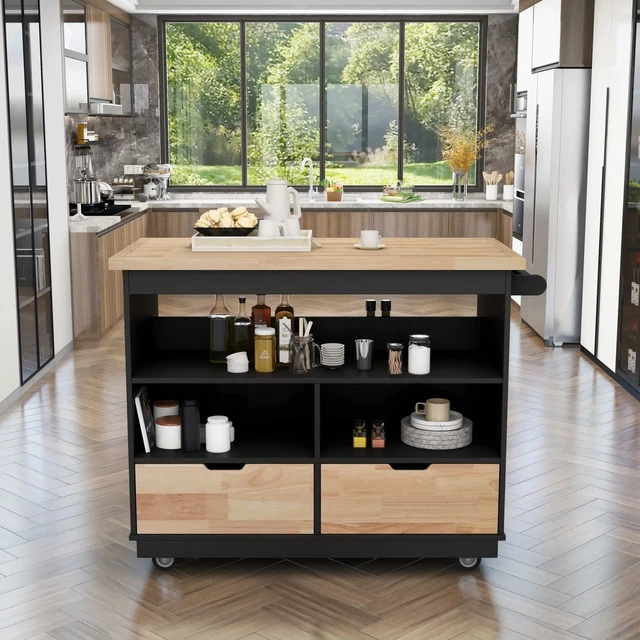 Kitchen Island: