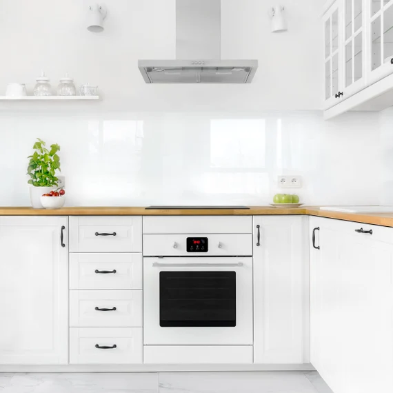 Choosing the Perfect Backsplash for White Cabinets