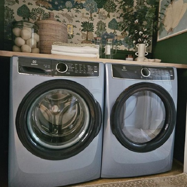 Learn about connected washer dryers