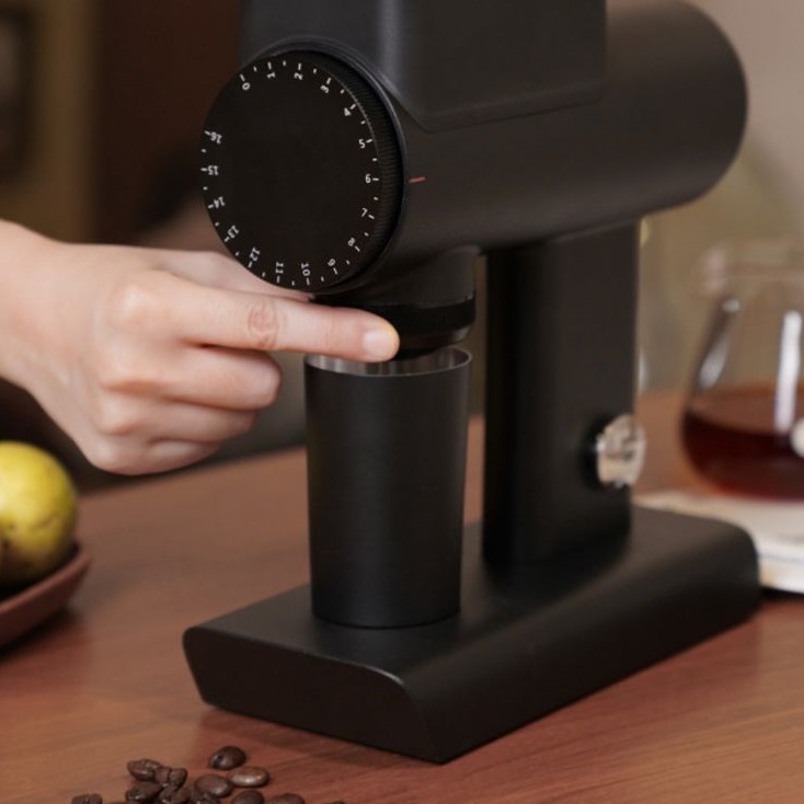 Discover why investing in a coffee grinder is essential 