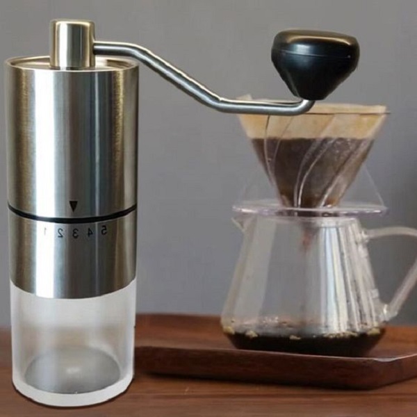 Discover why investing in a coffee grinder is essential 