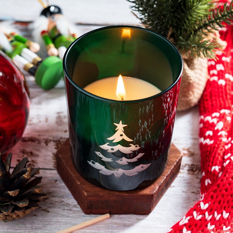 Embracing the Magic of Christmas Scents: An Aromatic Journey