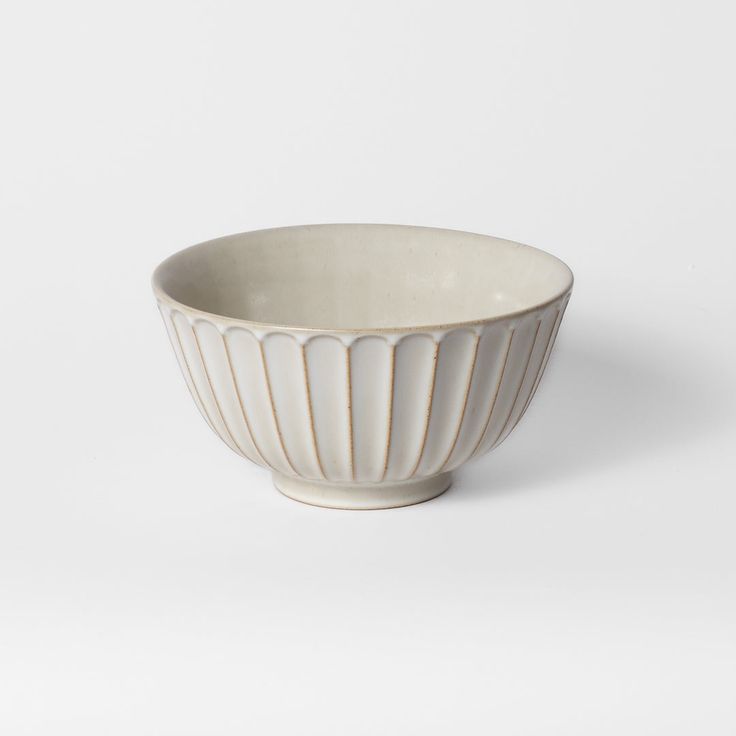 Handmade Ceramic Bowls: The Art of Functional Design