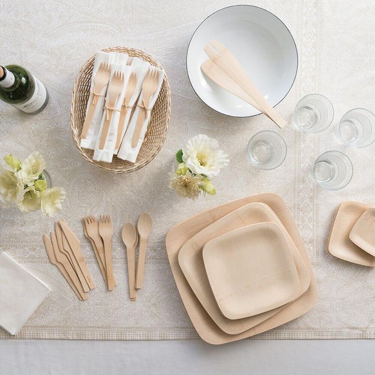 Disposable Tableware Sets: Convenience for Every Event You Host