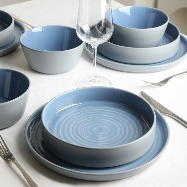 blue tableware sets