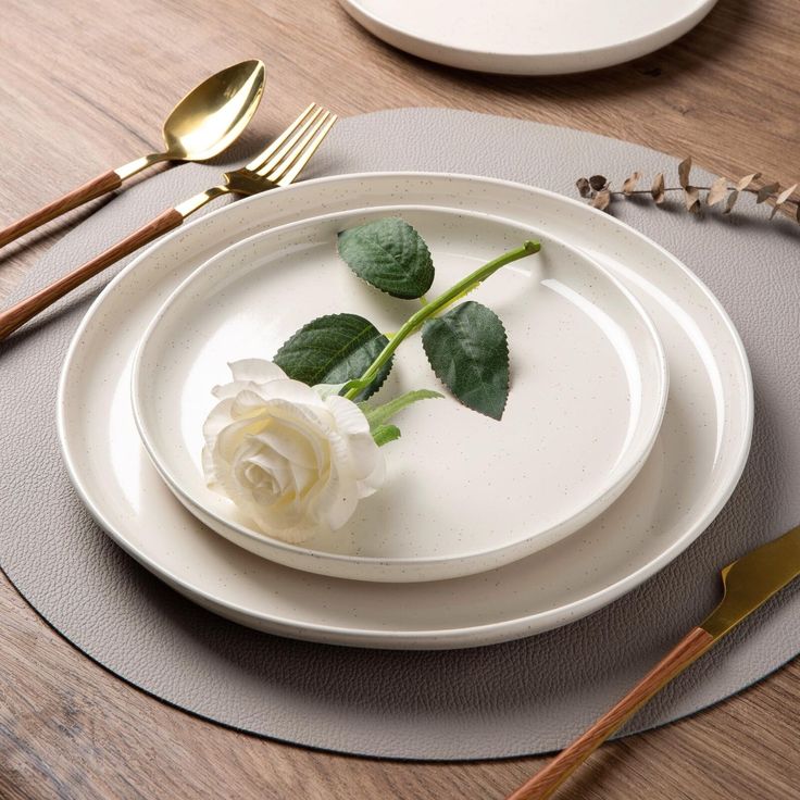 tableware set