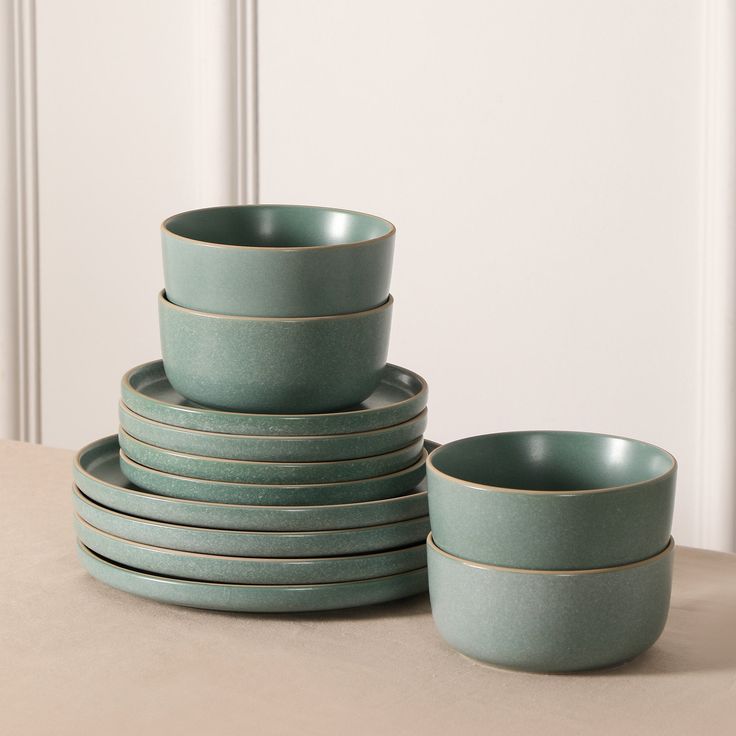 earthenware tableware