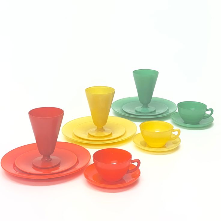 plastic tableware